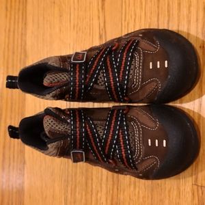 Clarks leather boots, size toddler 6.5